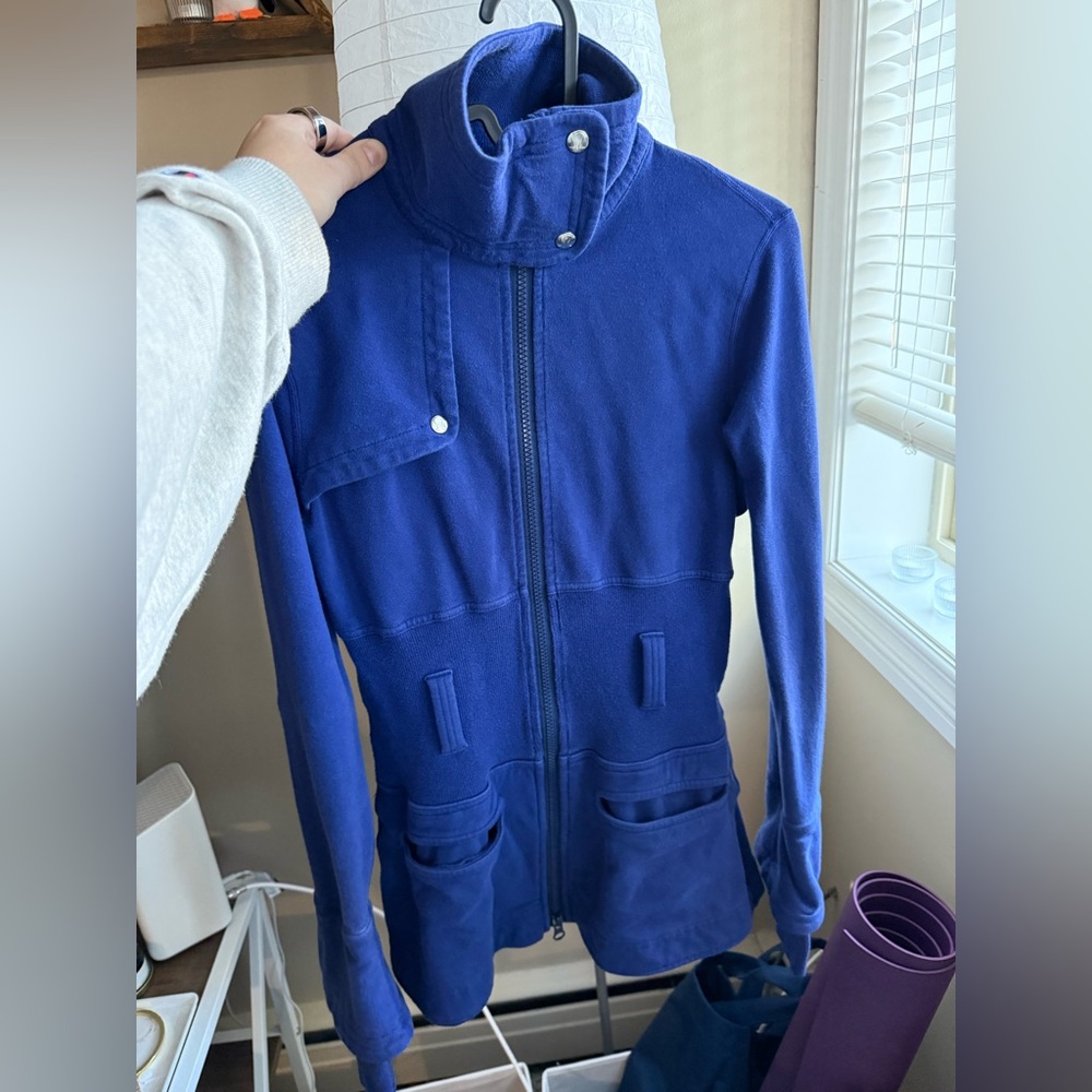 Lululemon Full Metal Jacket Sz 6